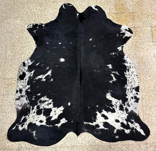 Natural Cowhide - Black & White