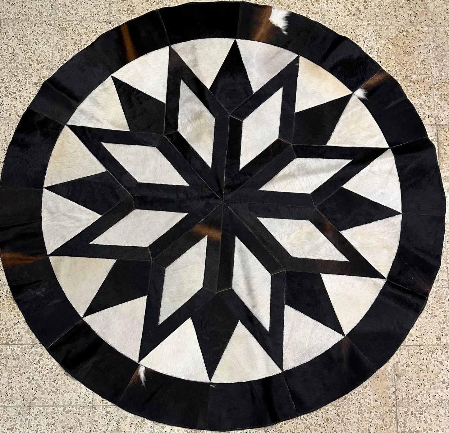 Round Stitched Rug - Black & White